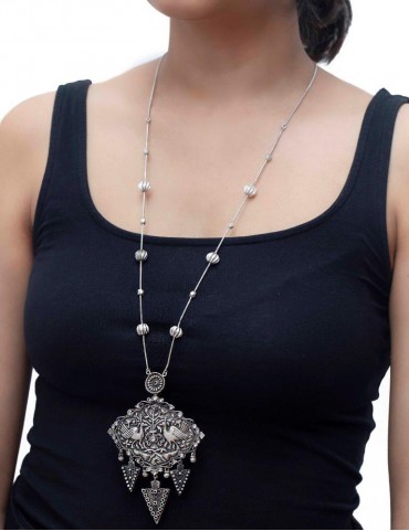 Sterling Silver Tribal Trikon Confronting Birds Neckpiece