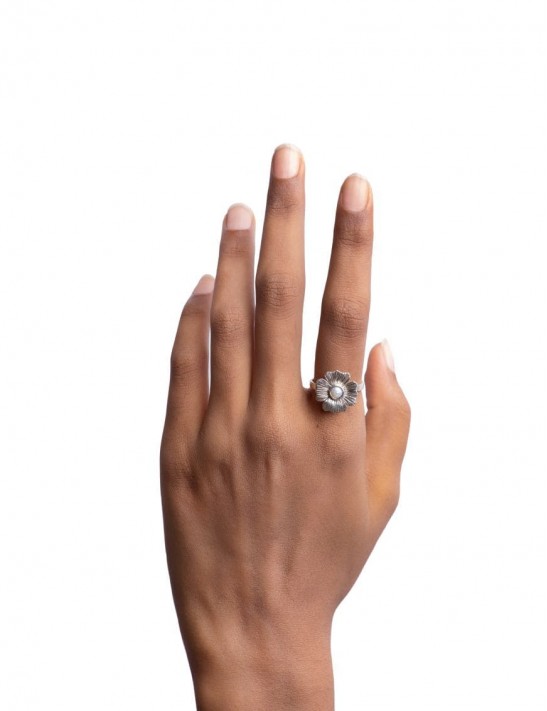 Sterling Silver Pearl Floral Ring